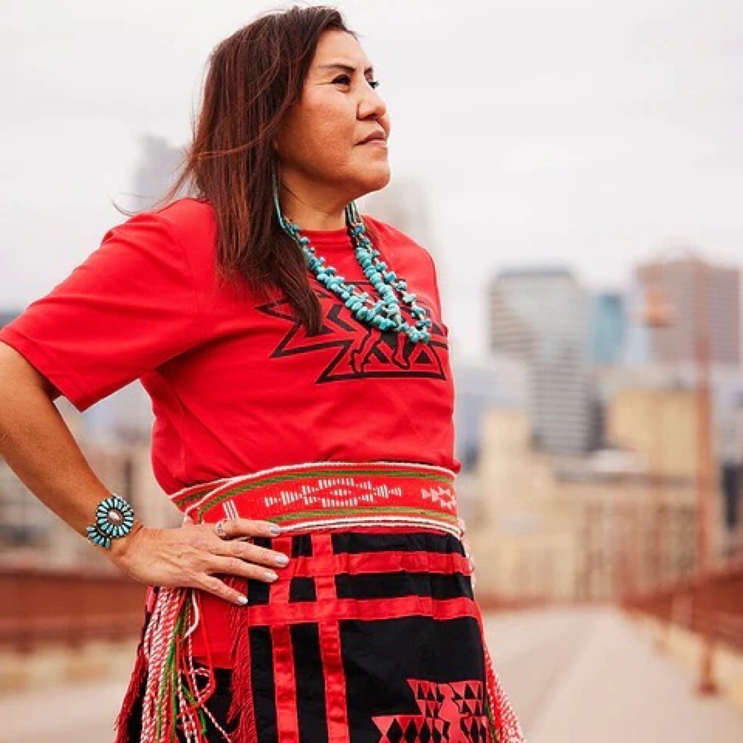 Native Women Running – Verna Volker